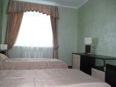 P1000040-1.JPG